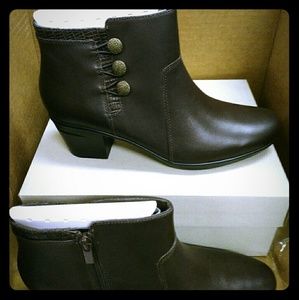 Clarks Emslie Monet Dark Brown Leather